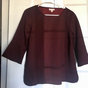 Maroon bell sleeve top. (Color in zoomed in photo)